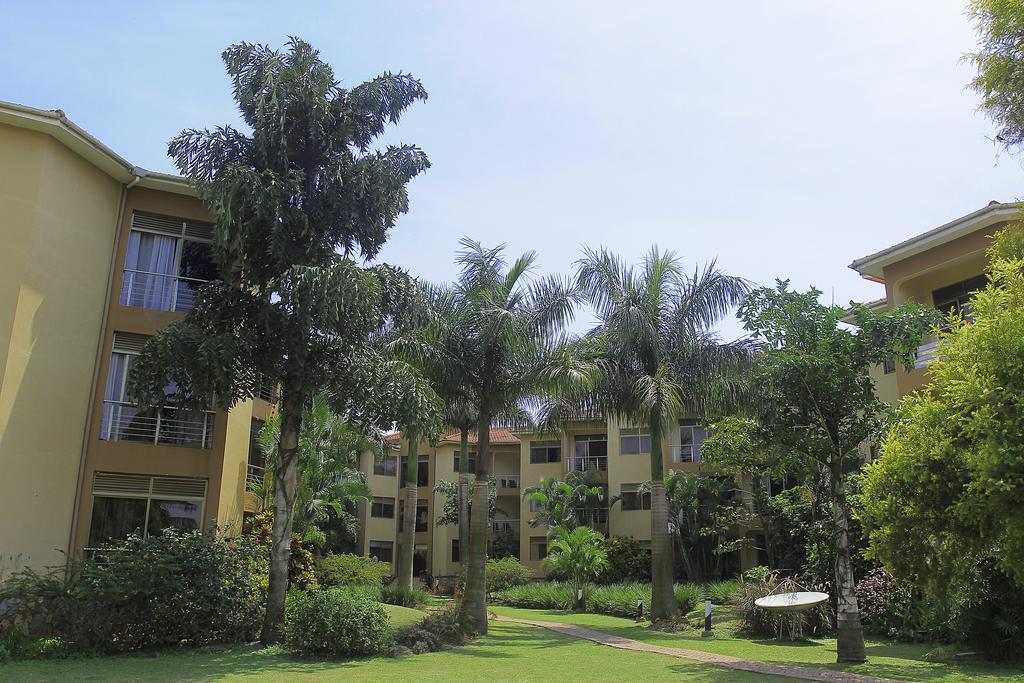 Royal Suites 坎帕拉 外观 照片